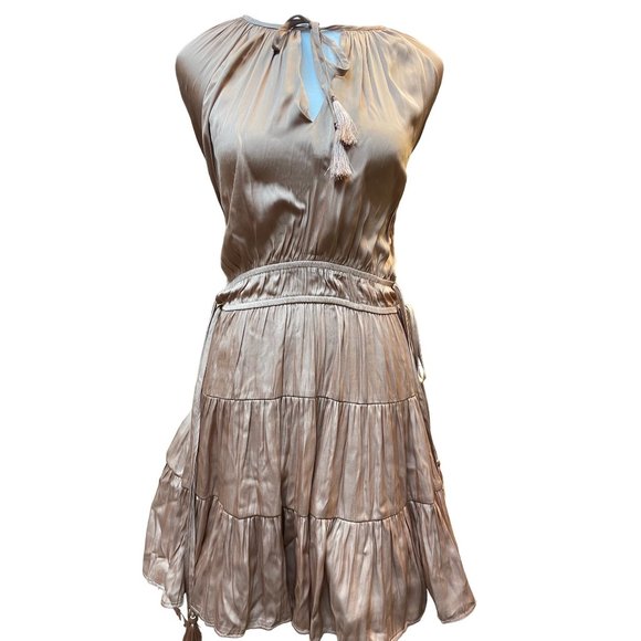 MINKPINK Drawstring Waist Peasant Dress Dusty Nude M - Picture 4 of 4